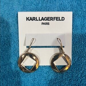 (NWT) Karl Lagerfeld Silver and White Geometric Earrings